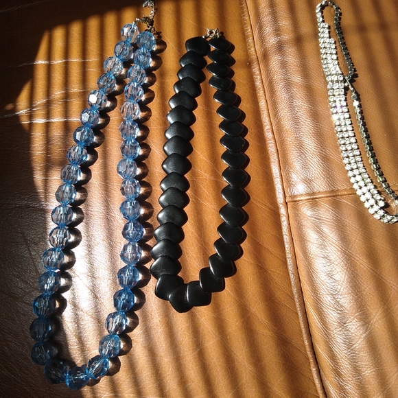 Lot of 7 vintage necklaces - Picture 2 of 14